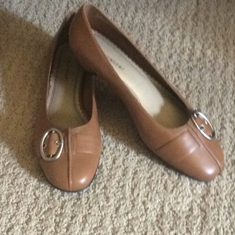 Naturalizer shoes size 6 1/2